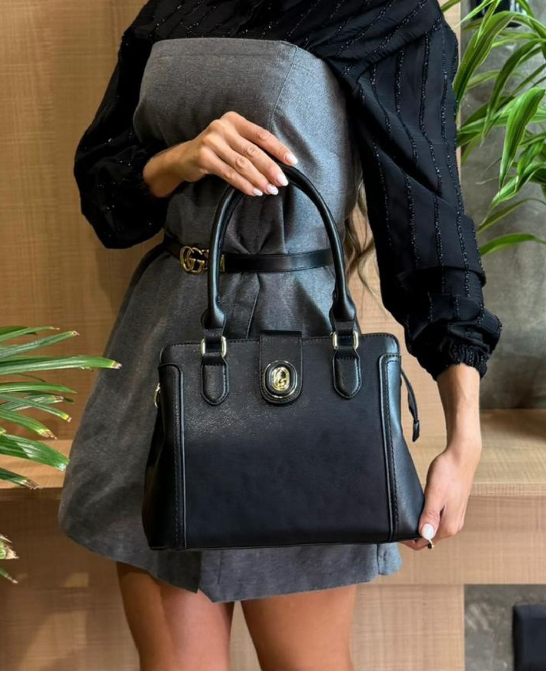 Bolsa Pavão de Ouro Preta E1BC6